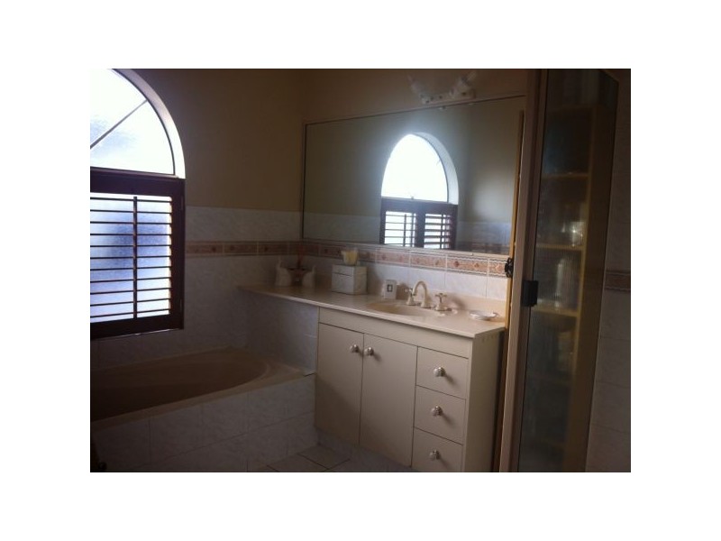 12 Oakmont Avenue, Cornubia QLD 4130