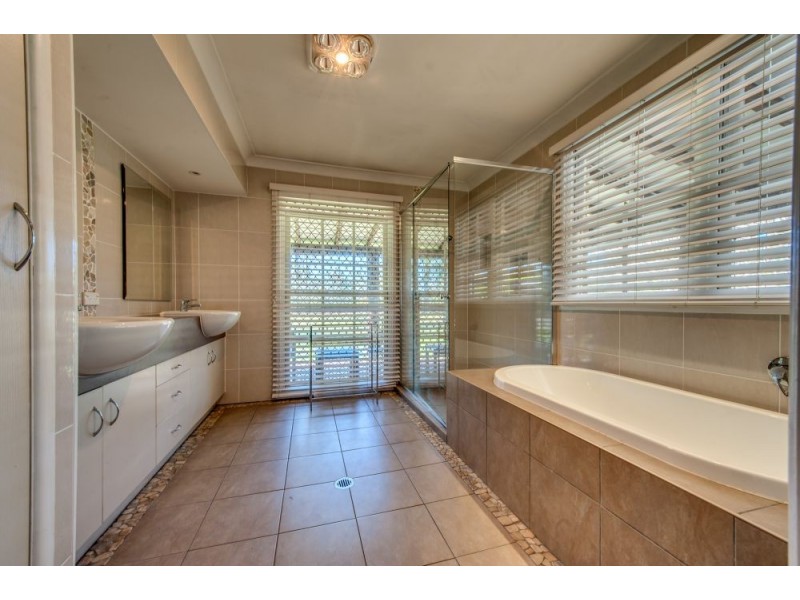 173 Leacroft Road, Burbank QLD 4156