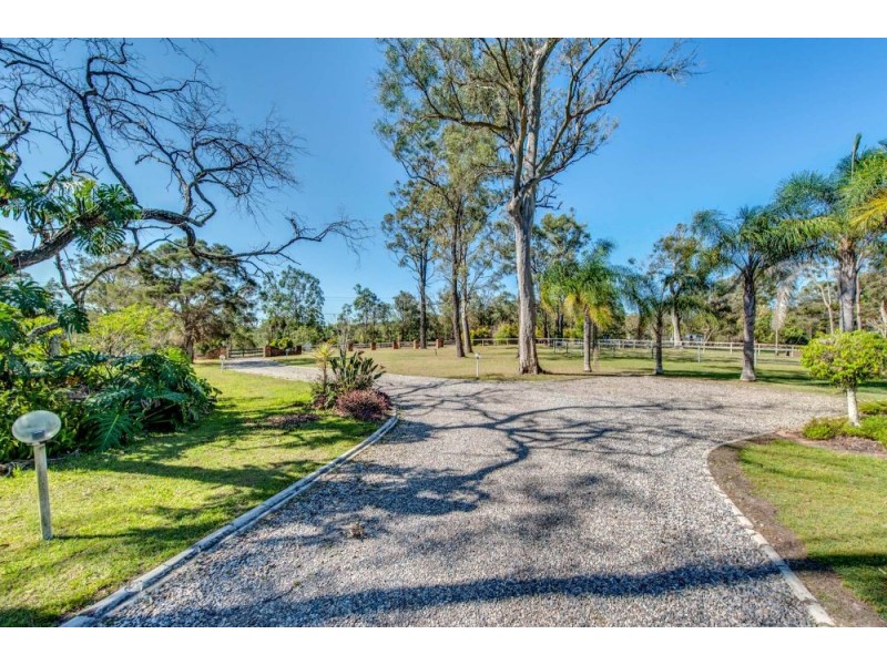 173 Leacroft Road, Burbank QLD 4156