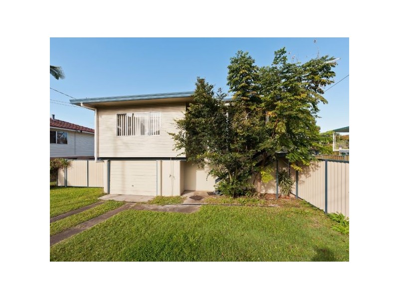 10 Woody Avenue, Kingston QLD 4114