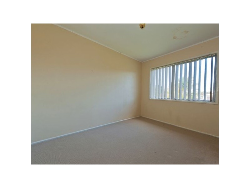 10 Woody Avenue, Kingston QLD 4114