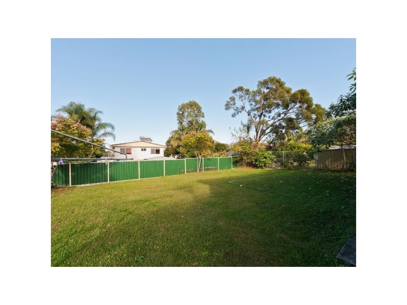 10 Woody Avenue, Kingston QLD 4114