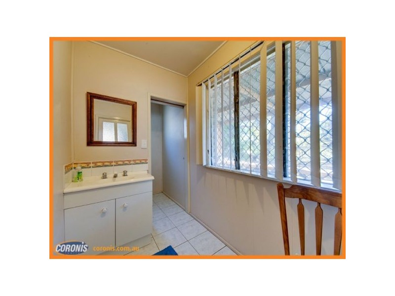 32 Jackson Street, Hamilton QLD 4007