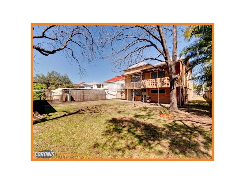 32 Jackson Street, Hamilton QLD 4007