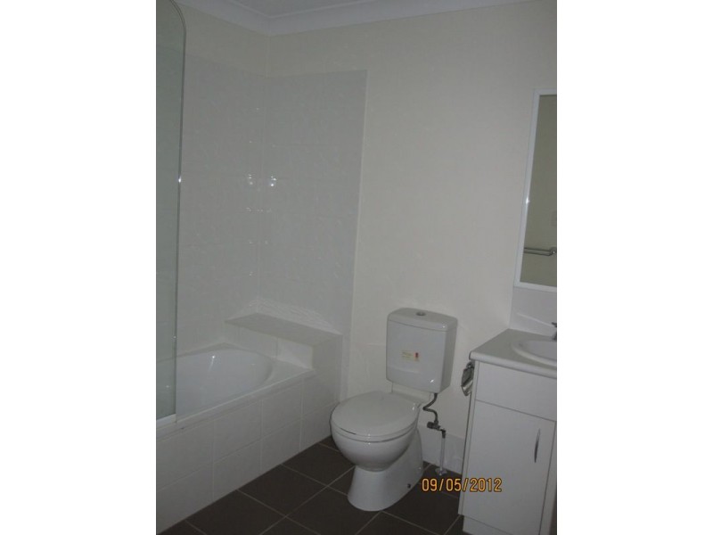 13/2 Station Road, Burpengary QLD 4505