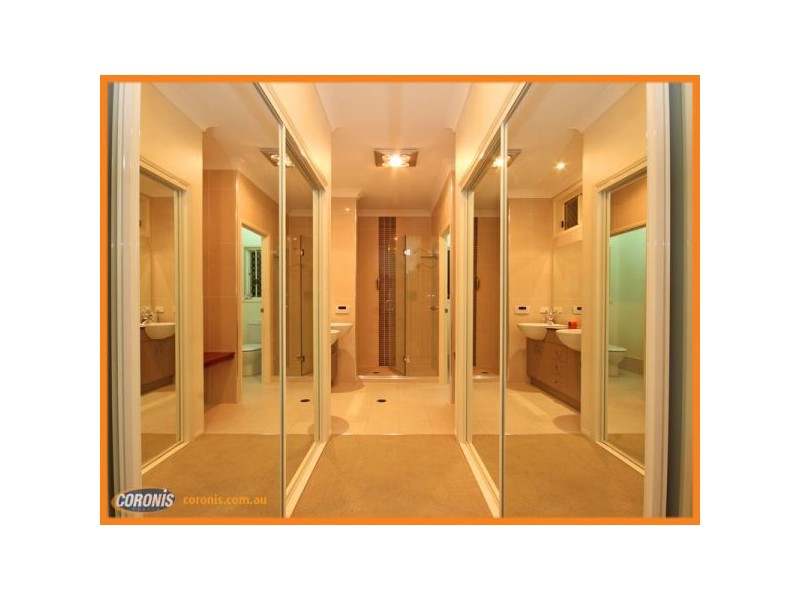 8 Clearwater Crescent, Murrumba Downs QLD 4503