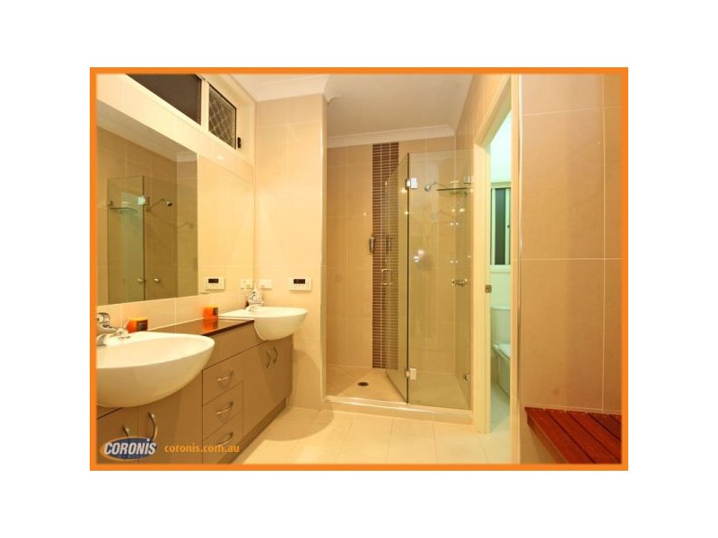 8 Clearwater Crescent, Murrumba Downs QLD 4503