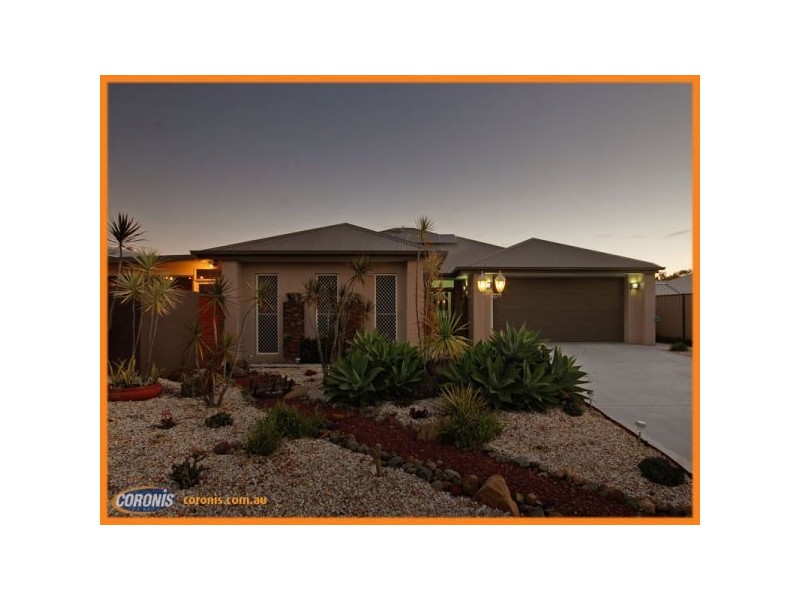 8 Clearwater Crescent, Murrumba Downs QLD 4503