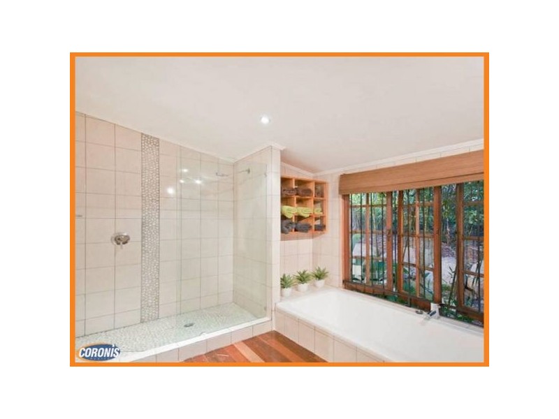 7 Carlyle Street, Red Hill QLD 4059
