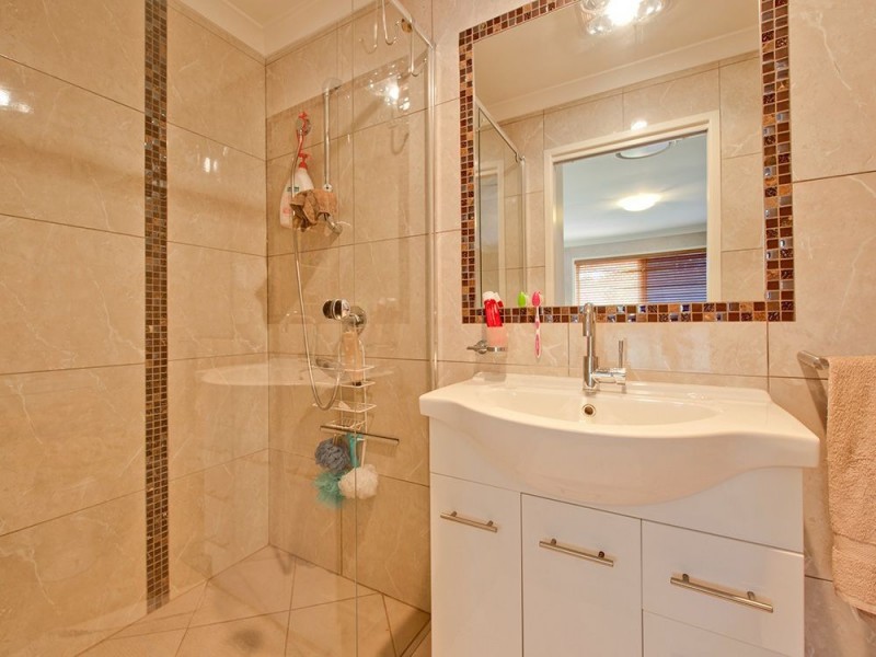 37 Cambridge Crescent, Fitzgibbon QLD 4018