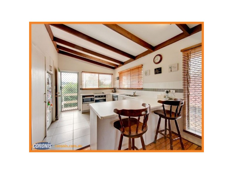 39 Mcginn Road, Ferny Grove QLD 4055