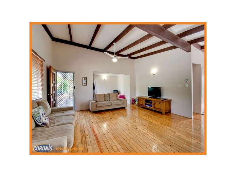 39 Mcginn Road, Ferny Grove QLD 4055