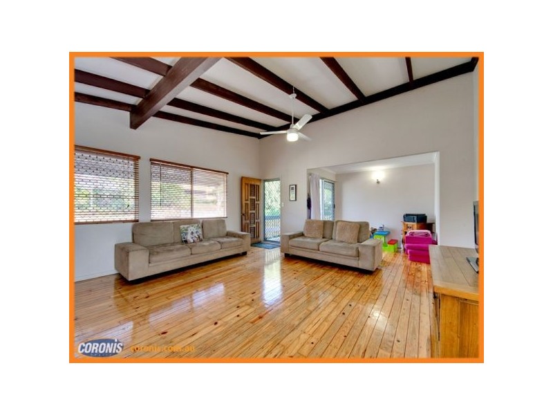 39 Mcginn Road, Ferny Grove QLD 4055