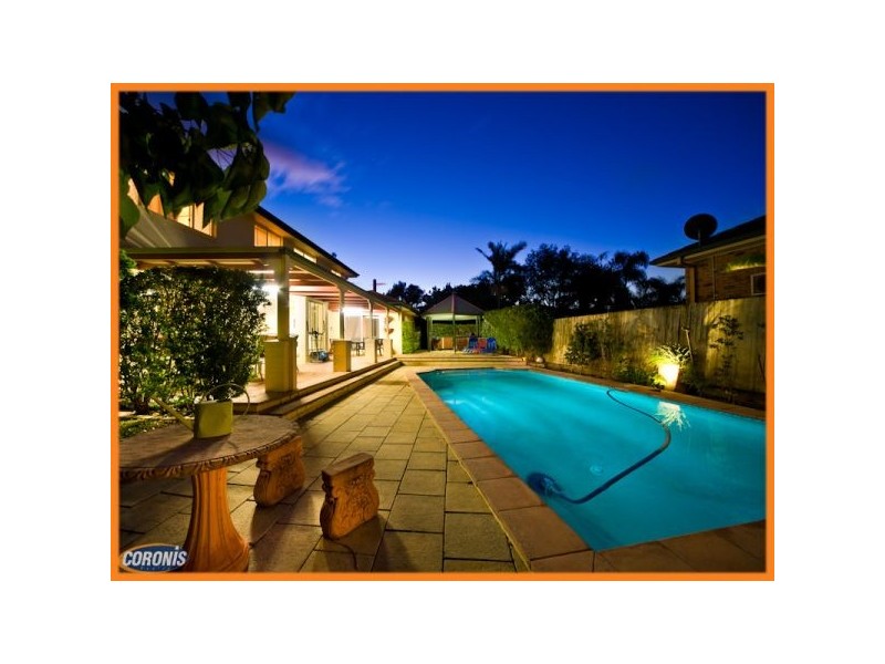 28 Beaulieu Crescent, Carindale QLD 4152