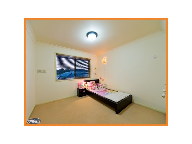 28 Beaulieu Crescent, Carindale QLD 4152