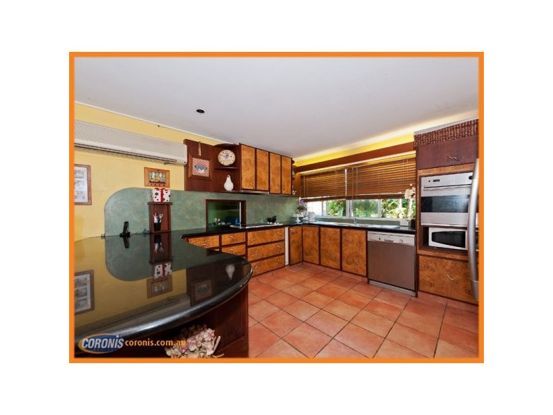 58 Nujooloo Road, Slacks Creek QLD 4127