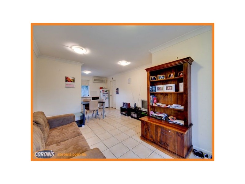 4/2 Fleet Drive, Kippa-ring QLD 4021