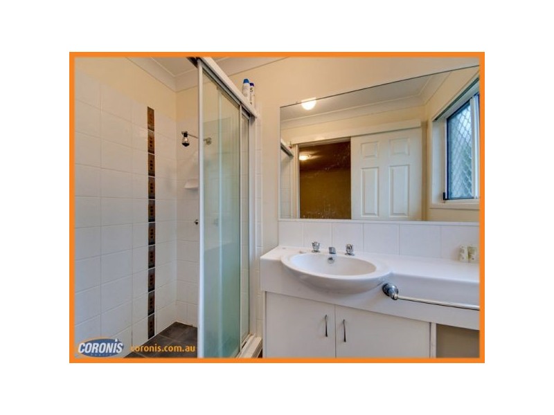 4/2 Fleet Drive, Kippa-ring QLD 4021