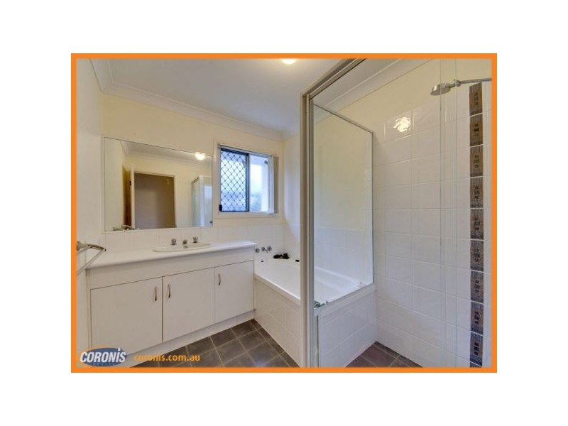 4/2 Fleet Drive, Kippa-ring QLD 4021