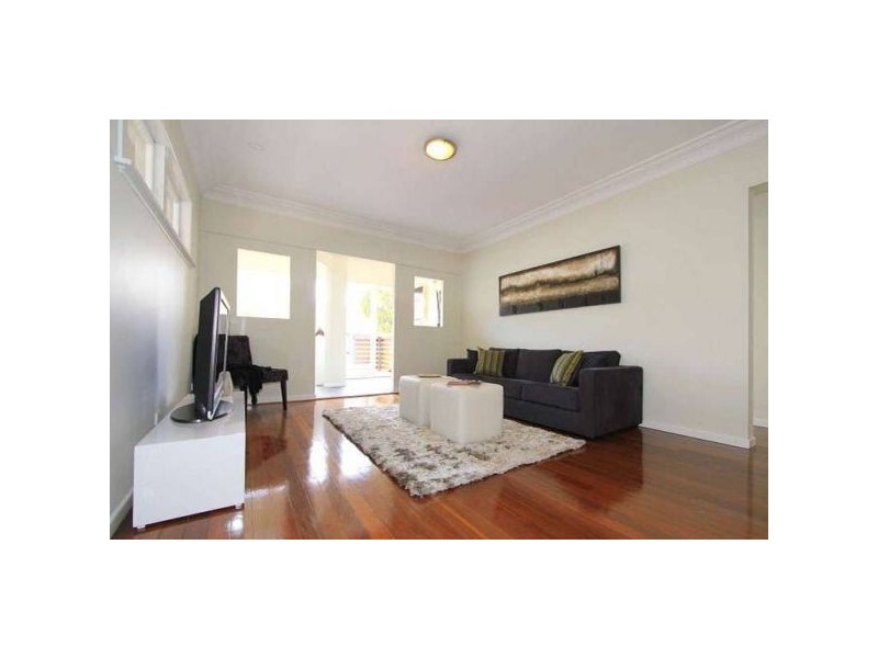 11 Blenheim Street, Chermside West QLD 4032