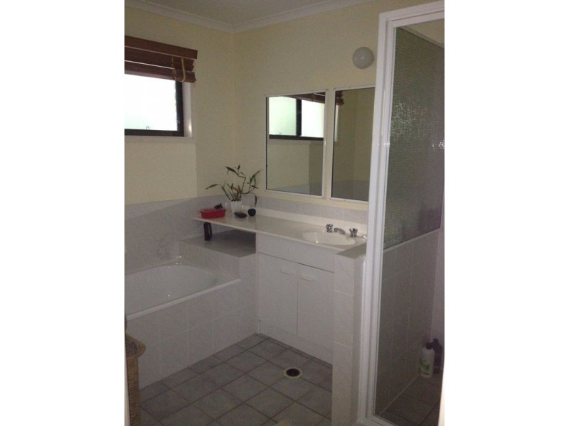 21 Franklin Crescent, Morayfield QLD 4506