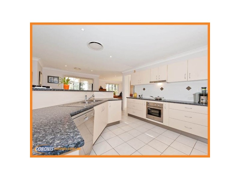 33 Walter Court, Wongawallan QLD 4210