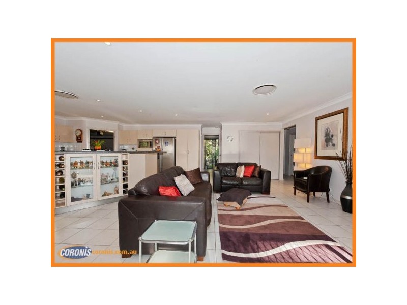 33 Walter Court, Wongawallan QLD 4210