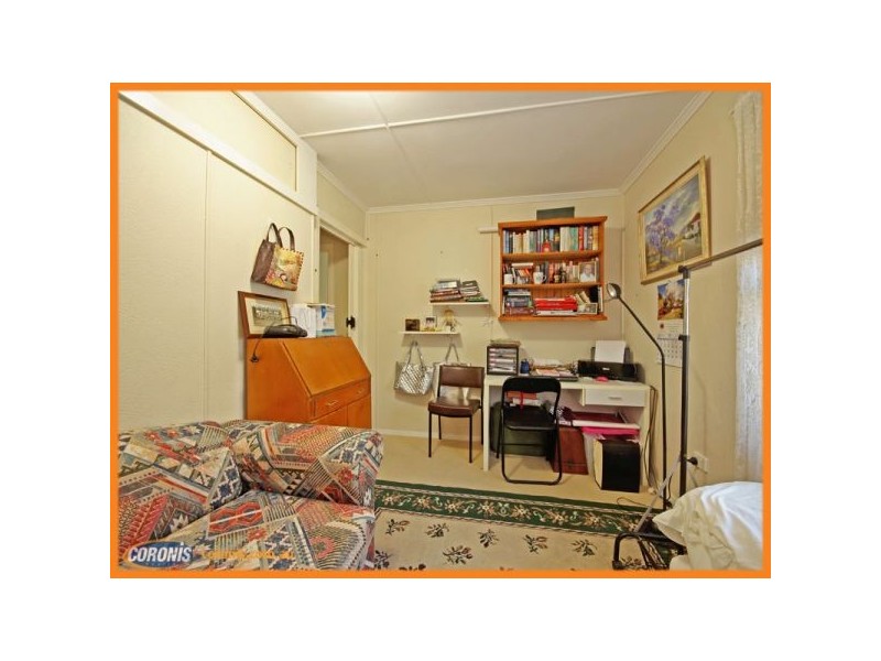 20 Queens Parade, Brighton QLD 4017