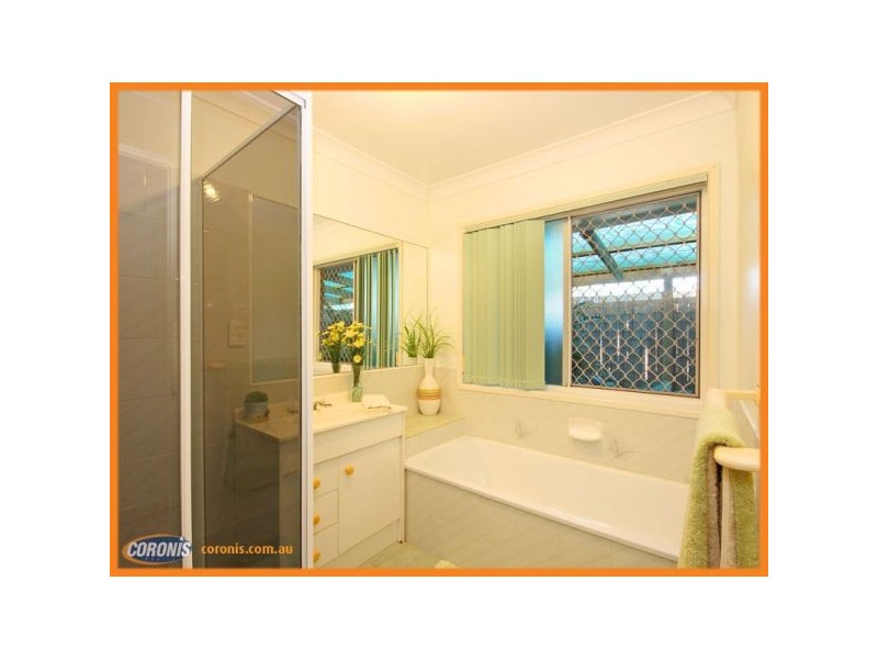 11 Gretel Drive, Beachmere QLD 4510