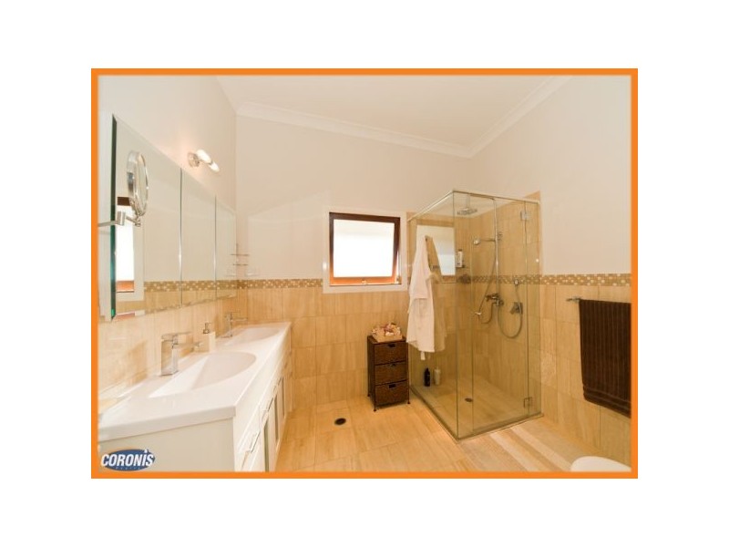 21 Mein Street, Hendra QLD 4011