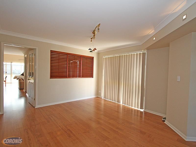 63 Brae St, Wavell Heights QLD 4012