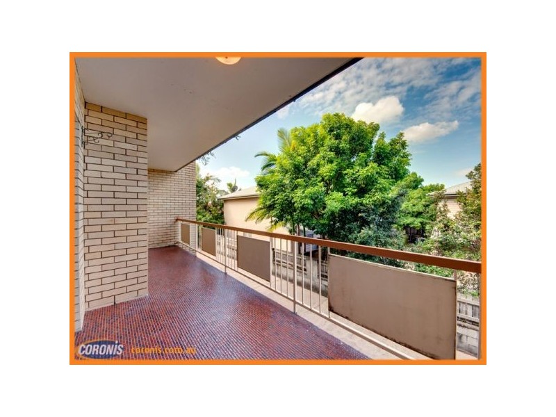 2/77 Brookfield Road, Kedron QLD 4031