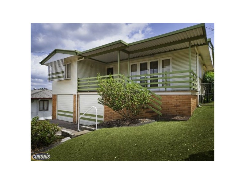 33 Sarina Street, Stafford QLD 4053