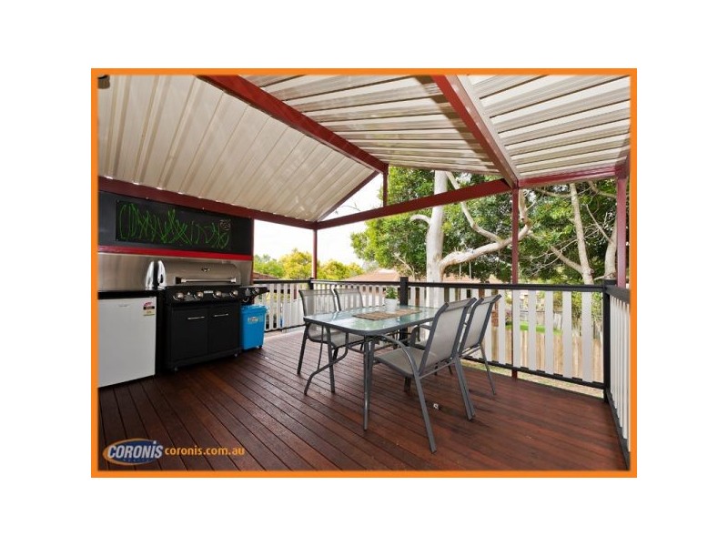 132 Castile Crescent, Edens Landing QLD 4207