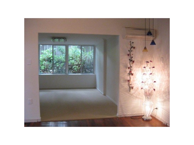 41 Hockings Street, Holland Park West QLD 4121