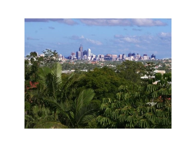 24 Caratel Street, Stafford Heights QLD 4053