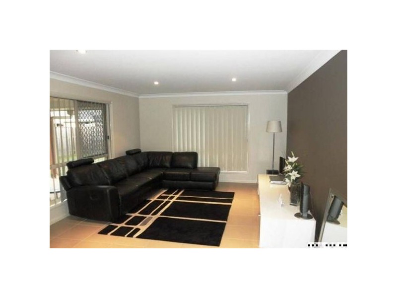 11 Kingair Street, Upper Coomera QLD 4209