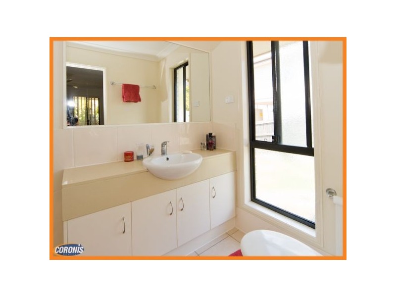 27 Chetwynd Street, Redbank Plains QLD 4301