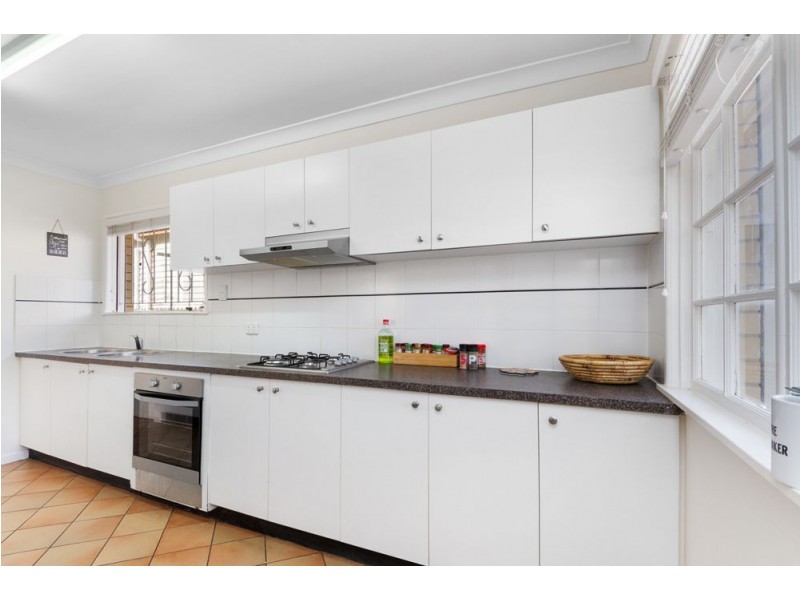 1/104 Oriel Road, Clayfield QLD 4011