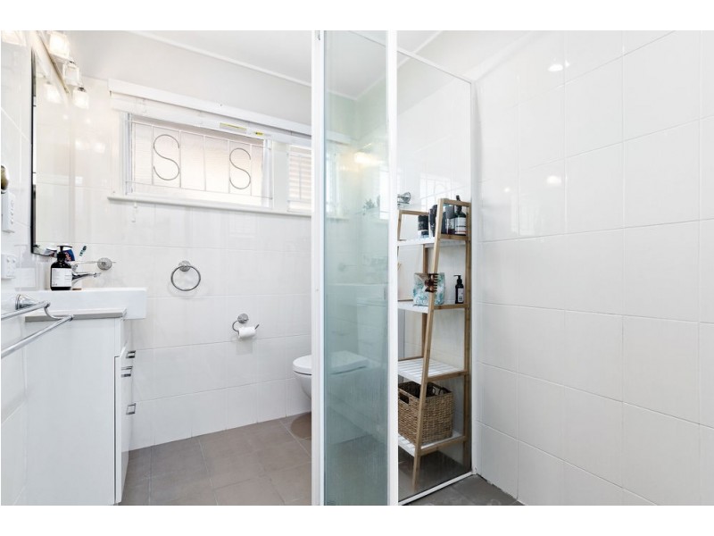 1/104 Oriel Road, Clayfield QLD 4011