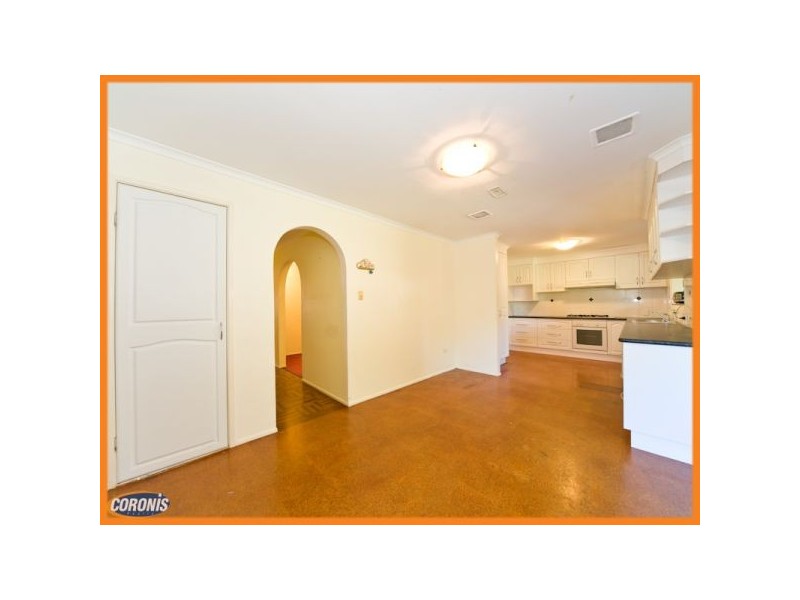 5 Bindo Place, Manly West QLD 4179