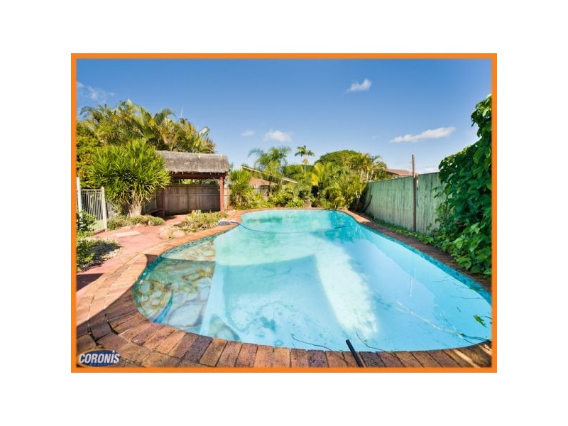 5 Bindo Place, Manly West QLD 4179