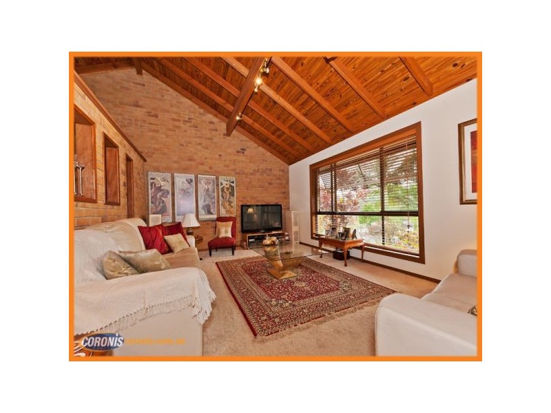 10 Renmark St, Helensvale QLD 4212