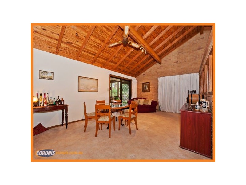 10 Renmark St, Helensvale QLD 4212