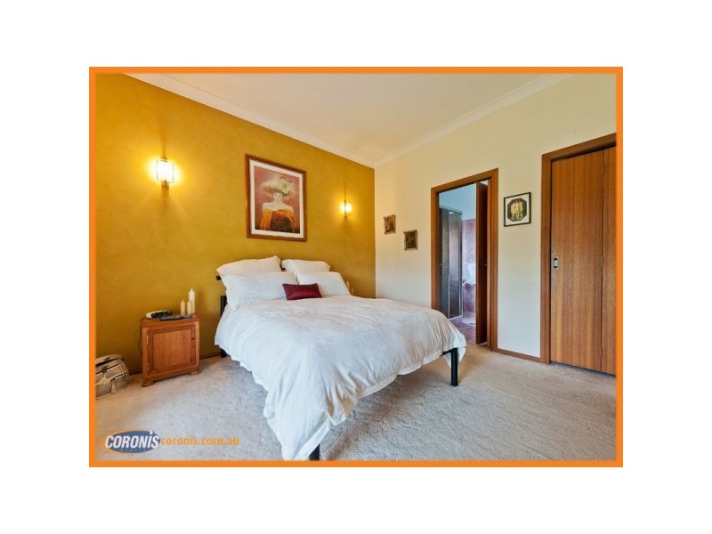 10 Renmark St, Helensvale QLD 4212