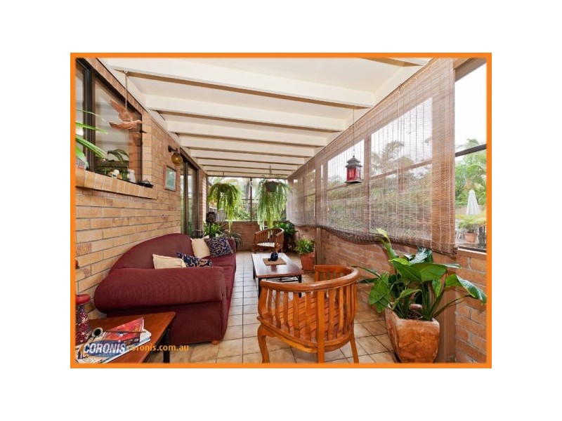 10 Renmark St, Helensvale QLD 4212