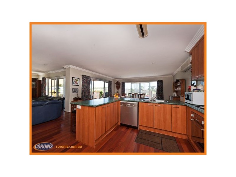 52 Buccaneer Way, Coomera Waters QLD 4209