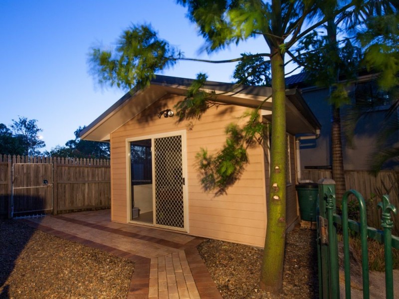 23 Angourie Place, Carindale QLD 4152
