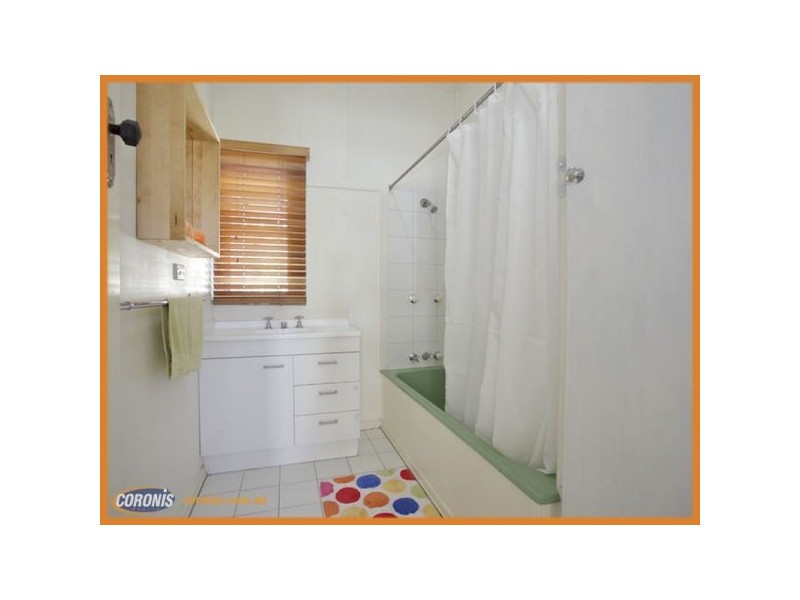 7 Bernard Street, Brighton QLD 4017