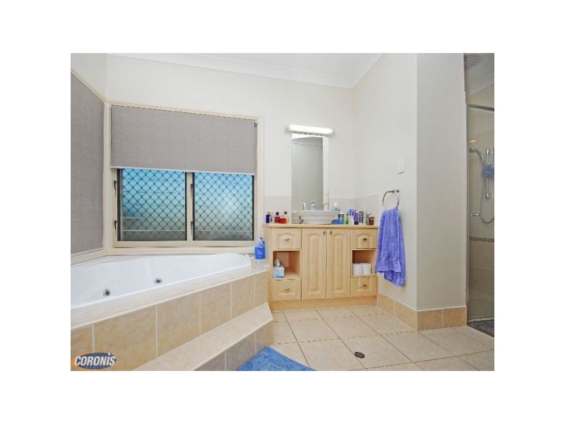 4 Webster Court, Petrie QLD 4502